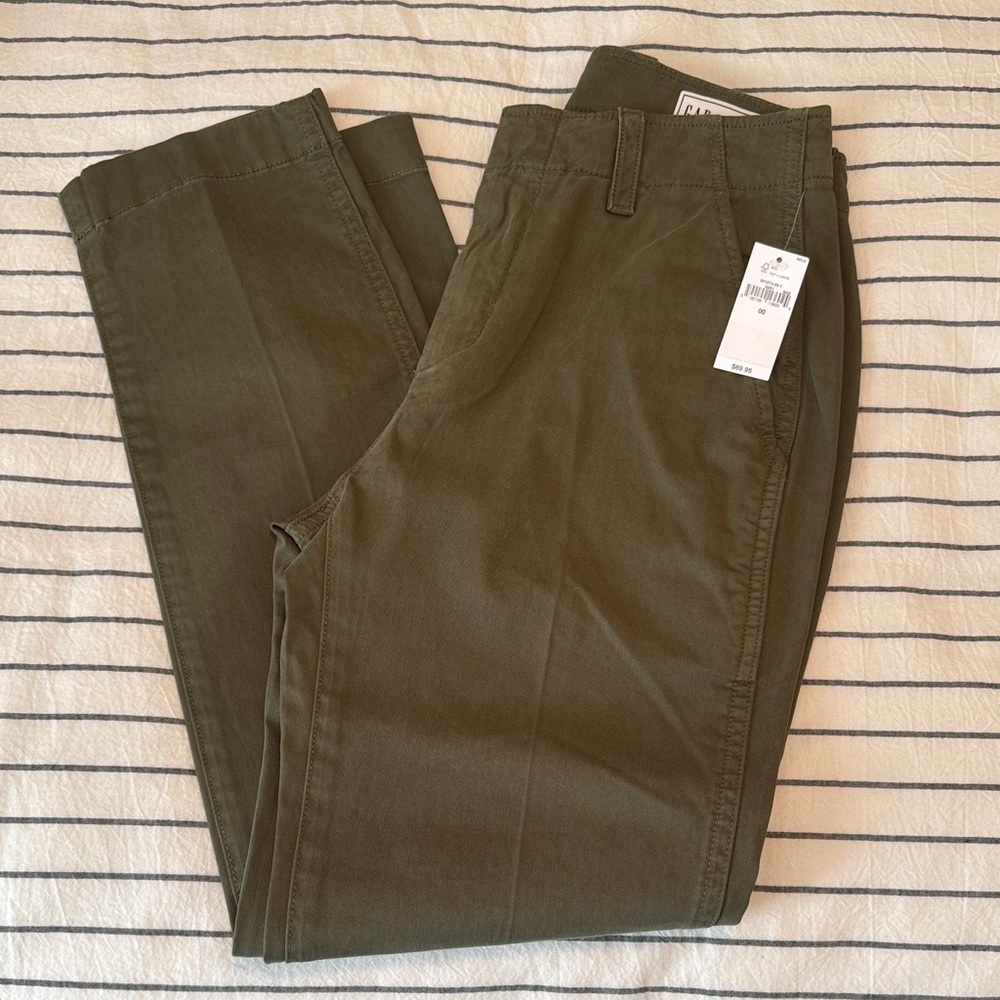 GAP Downtown Khaki
